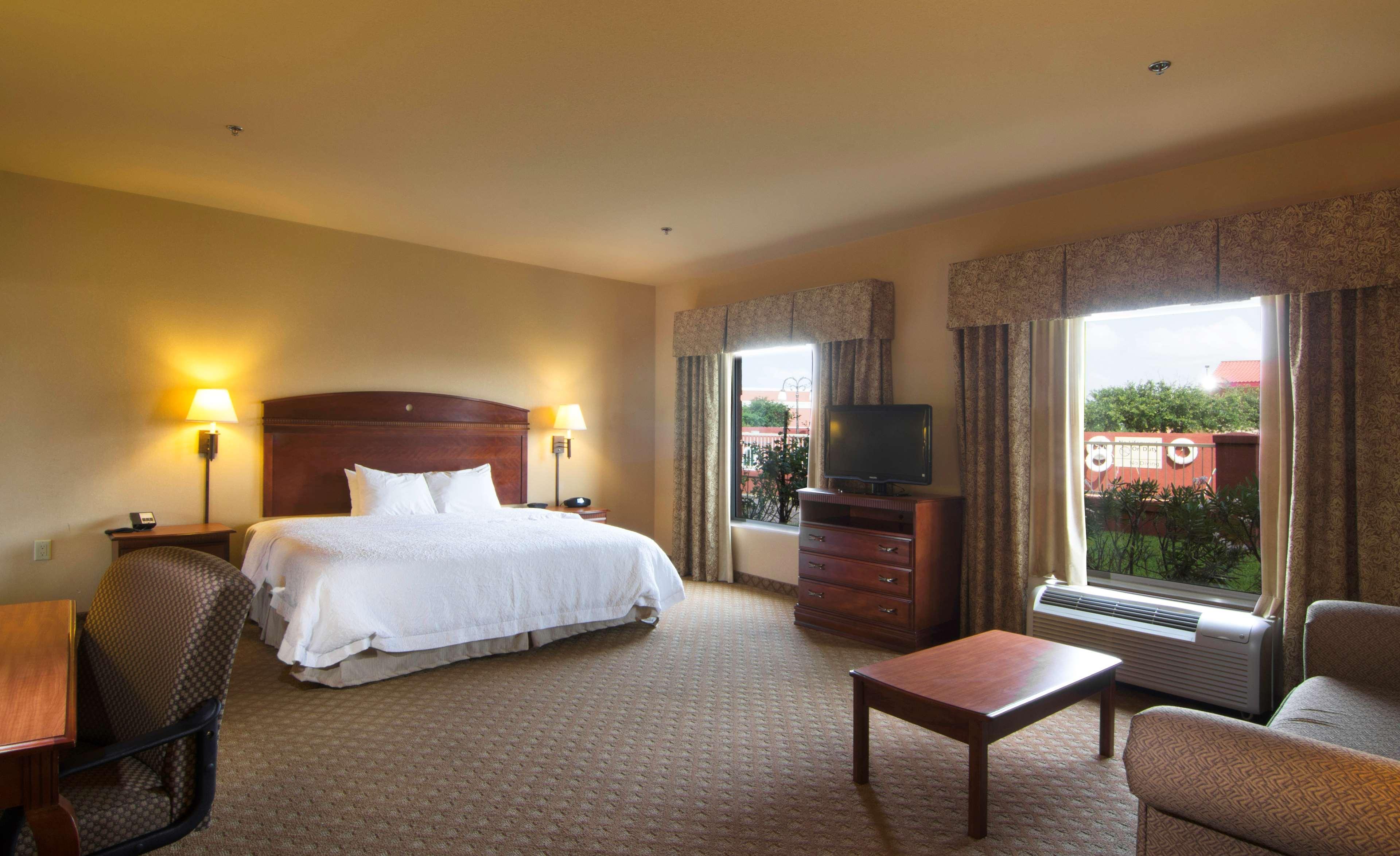 Hampton And Suites-brownsville Hotel 3*