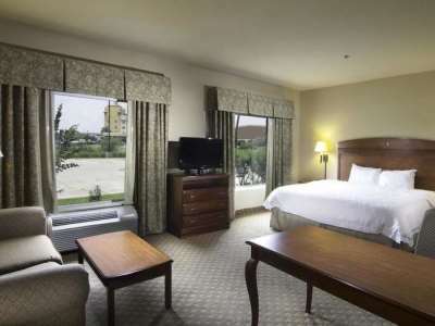 Hampton And Suites-brownsville